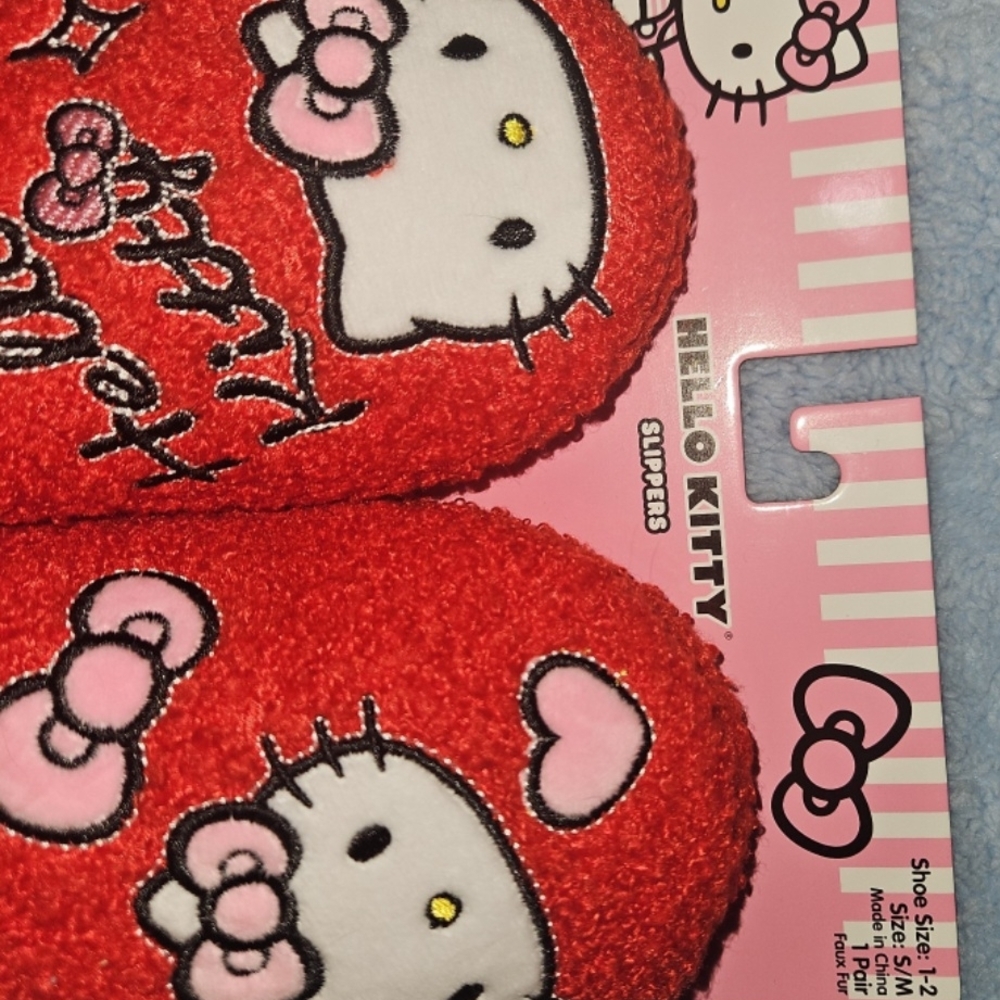 Hello Kitty Red Kids Slippers - Picture 4 of 5